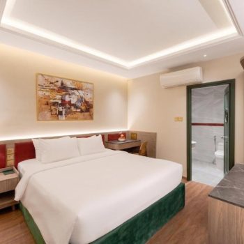 nik hotel thi sach 4